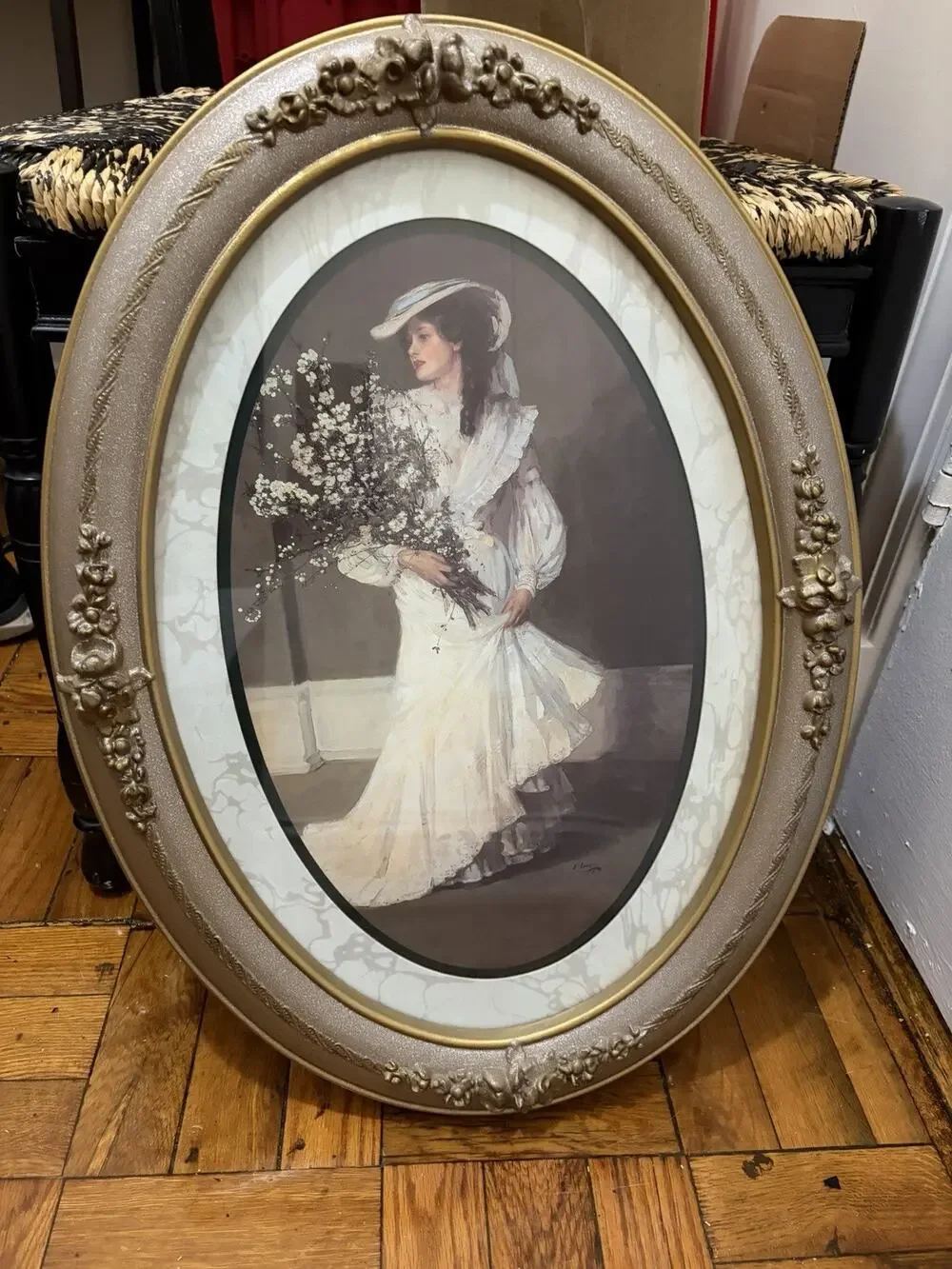 Antique-Style Oval Framed Print Victorian Lady with Flowers Ornate Frame